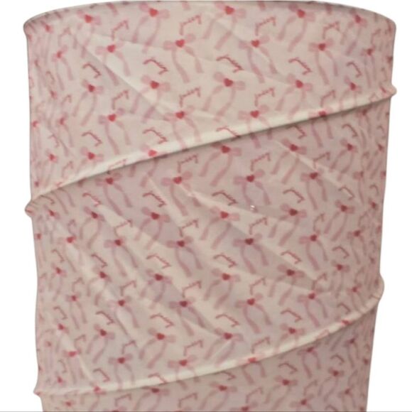 Juicy Couture Home Signature Logo  Heart Bow Pop Up Hamper - Picture 2 of 6